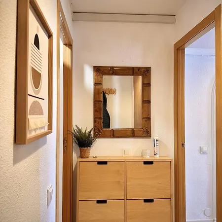 2 Bedrooms And 2 Bathrooms With Sea View At Piscis Arroyo Benalmádena
