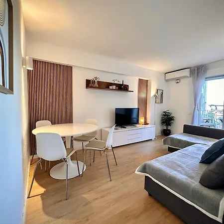 Apartamento 2 Bedrooms And 2 Bathrooms With Sea View At Piscis Arroyo Benalmádena