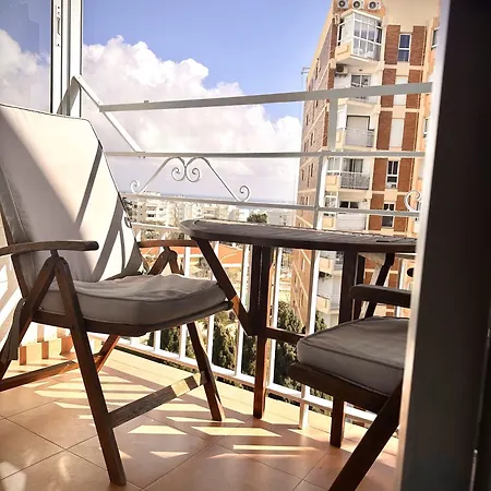 2 Bedrooms And 2 Bathrooms With Sea View At Piscis Arroyo Apartment